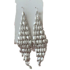 VINTAGE SILVER TONE CHANDELIER EARINGS